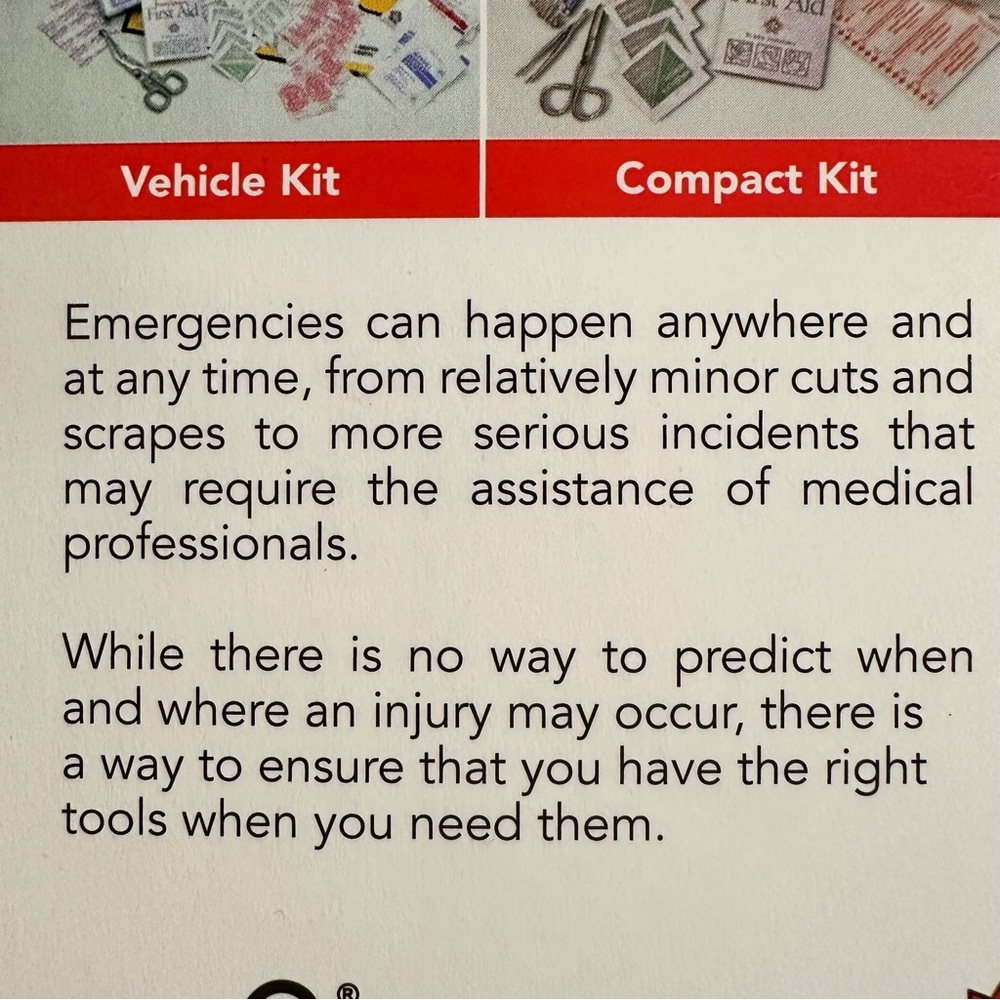 First Aid reference guide book - Picture 4 of 11